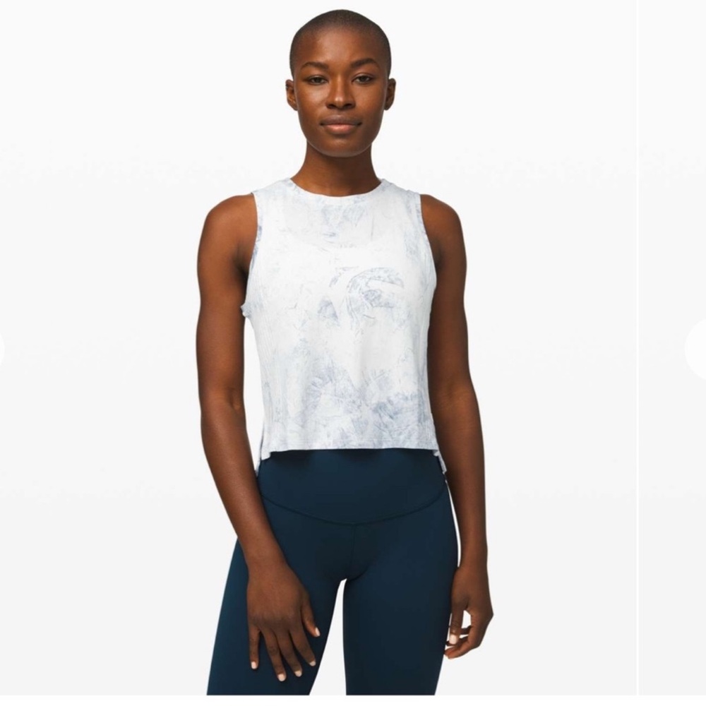 Lululemon Train to Be tank *Wash - White/Luna size 6/8
